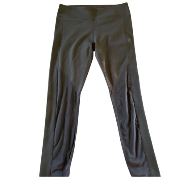 Fabletics Rocha Legging Black Sheer Mesh Back of Leg UPF 50+ PowerHold XS - Picture 4 of 4